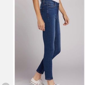 Current Elliott Stiletto Jeans